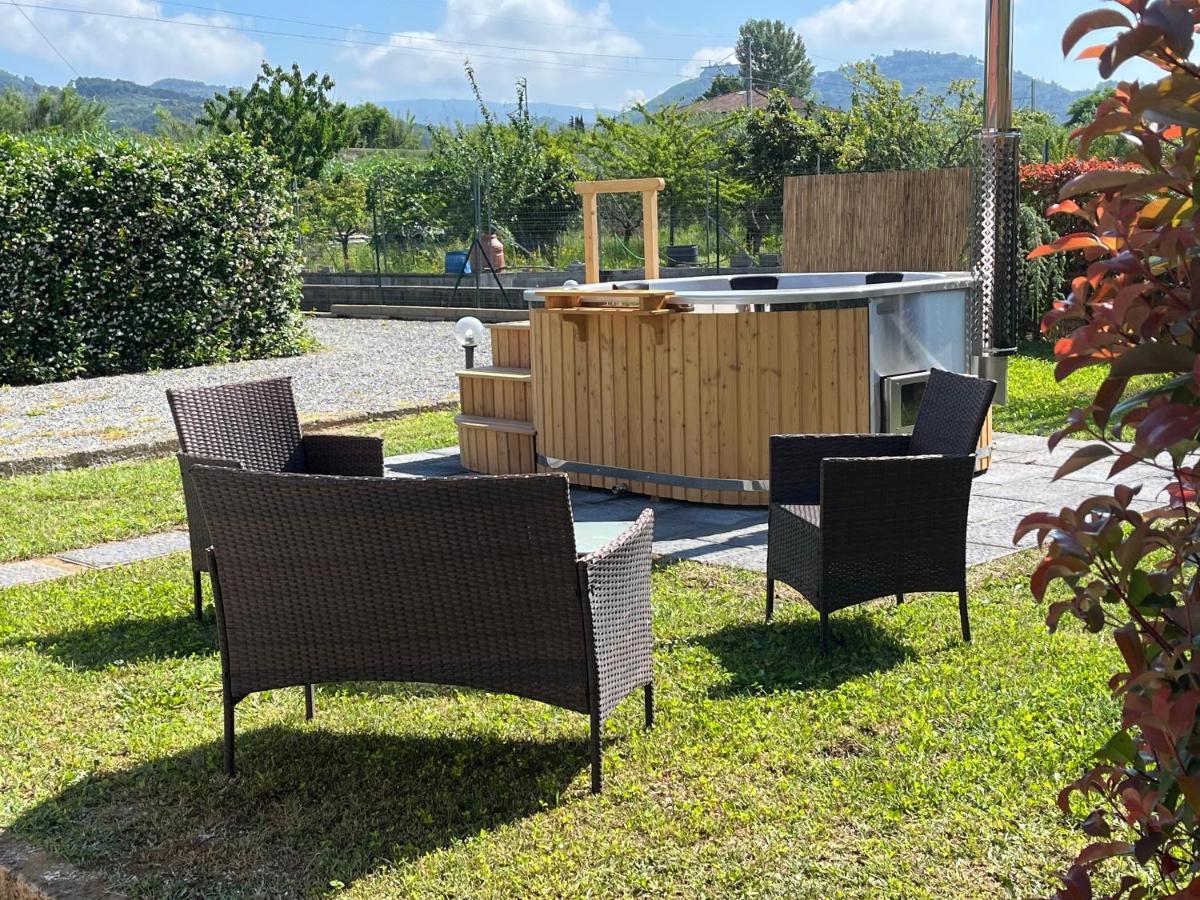 Villa La Camelia Massa e Cozzile Esterno foto