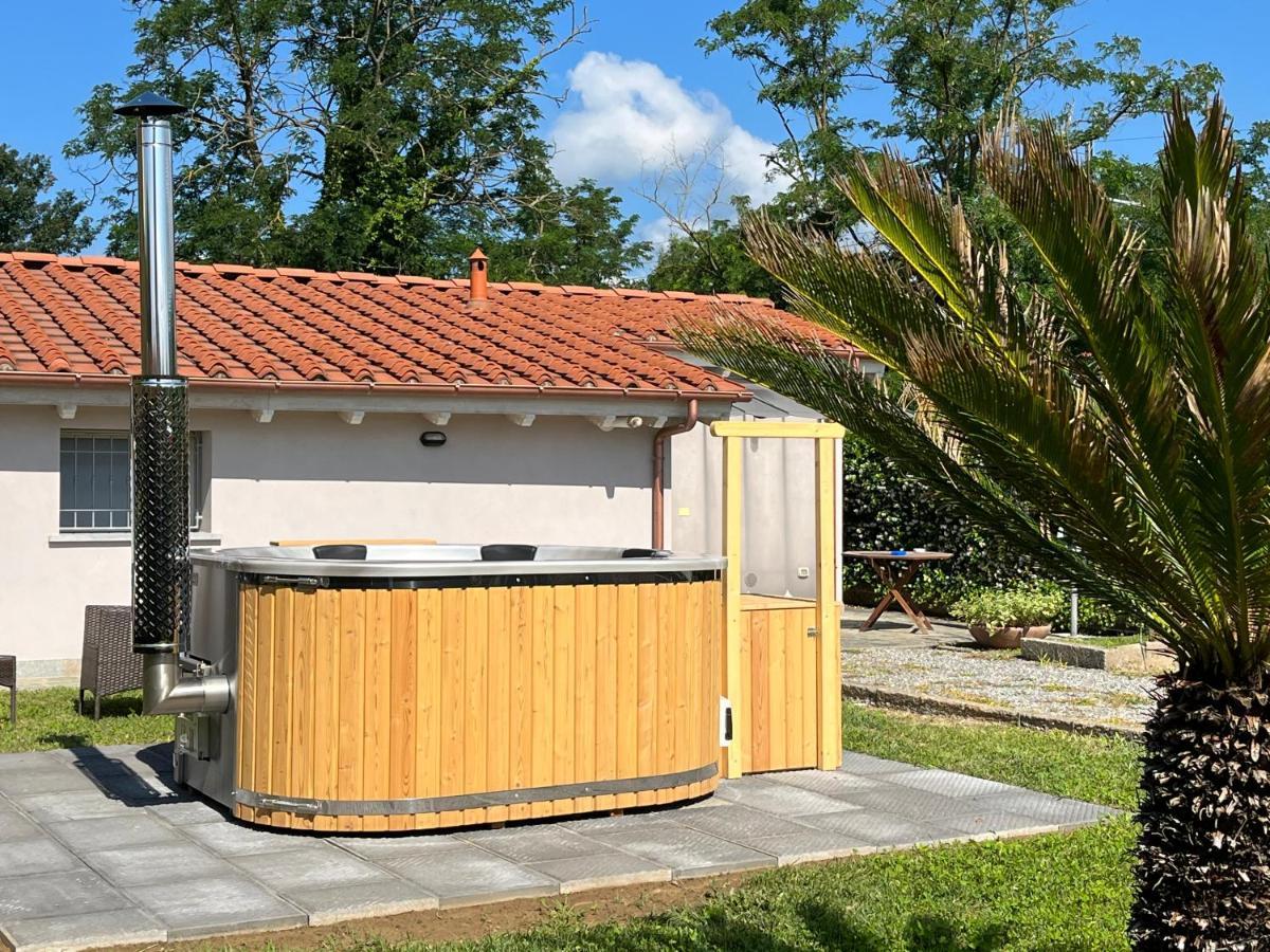 Villa La Camelia Massa e Cozzile Esterno foto